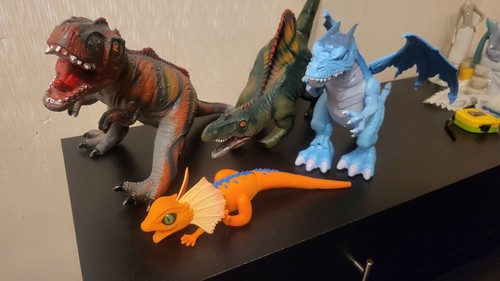 Large dinosaur figures zuru - large,