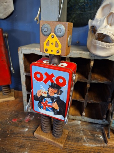 Oxobot robot upcycled - ,